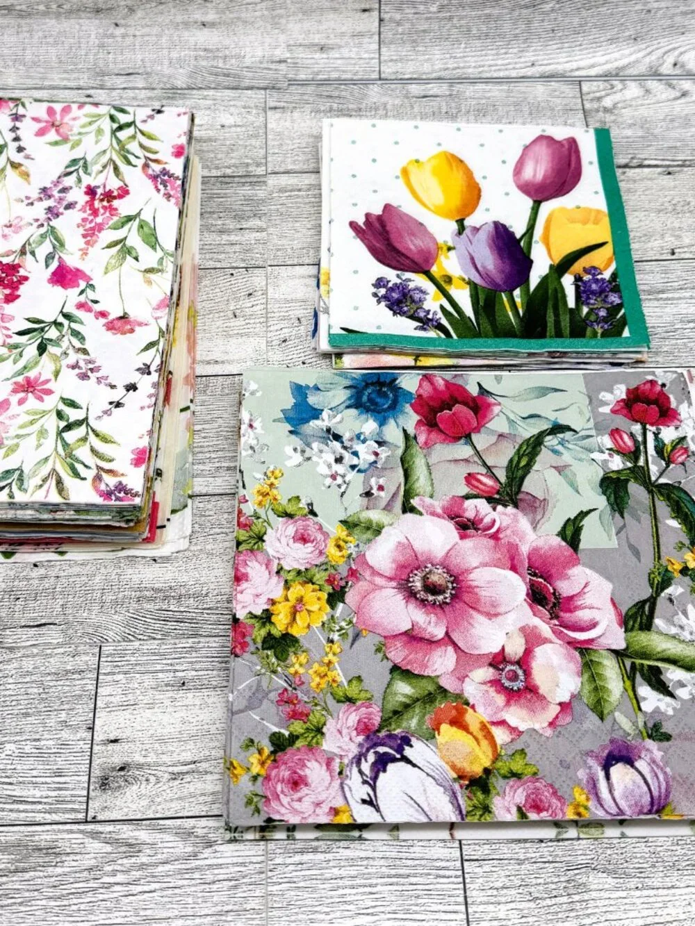 42 Napkins for Crafts/Decoupage - Flowers Theme - 21 Napkins (x2)